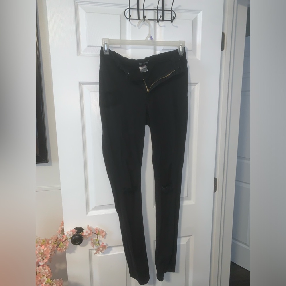 Fashion Nova Black Skinny Jeans